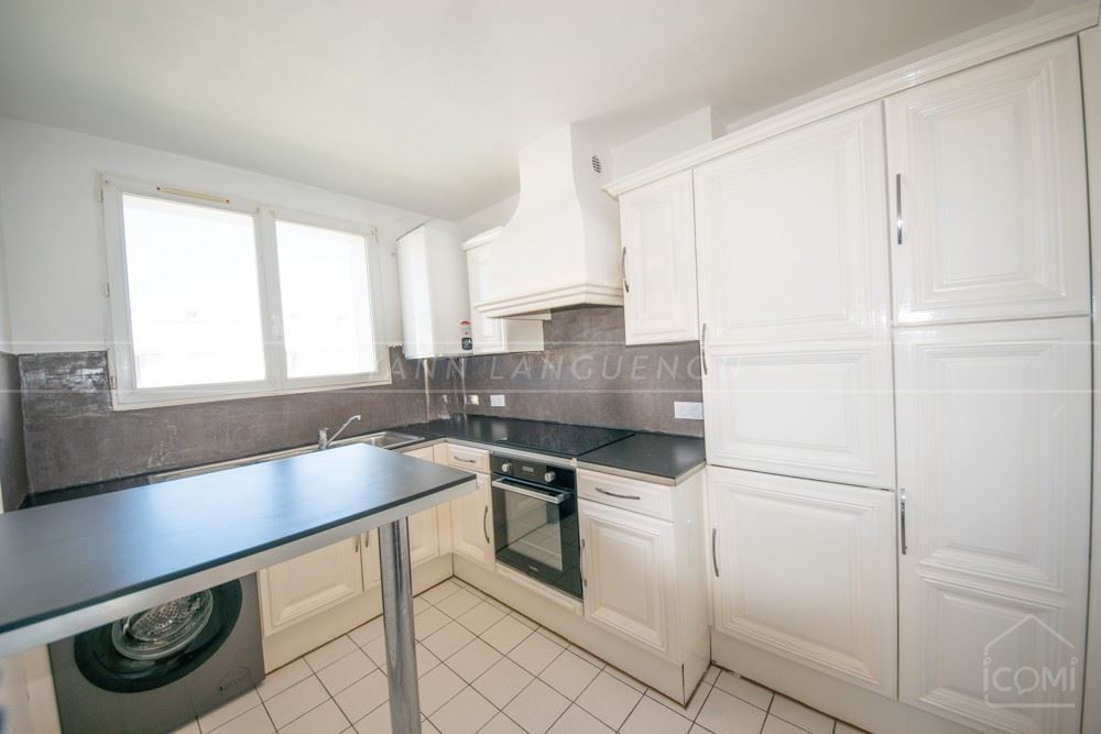 APPARTEMENT 53M² - DERNIER ETAGE - DEUX CHAMBRES - CAVE - LOUE LOYER 750 CC - FORT POTENTIEL